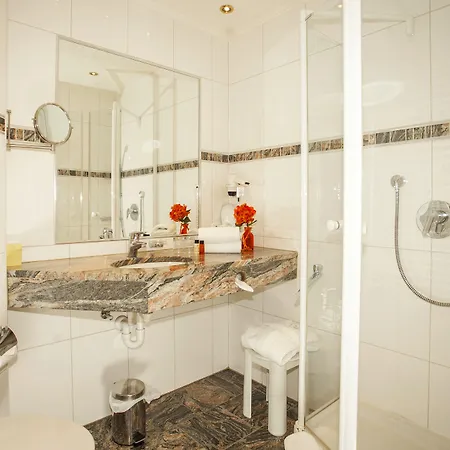 Arnika Garni 4*